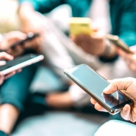 Betting on the Future: Key Trends Set to Redefine Online Casinos in 2024