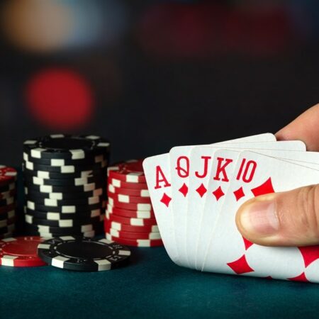 Cardroom Kings: Ranking the Richest Poker Players in 2023